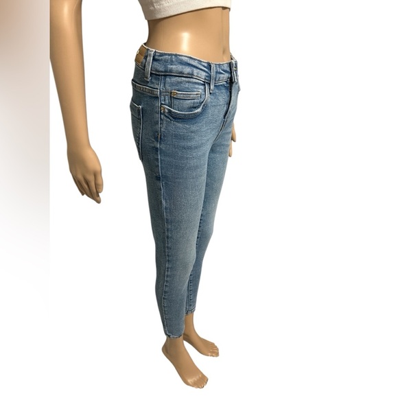 Zara Light Wash Skinny Jeans Size 26 - Picture 2 of 5